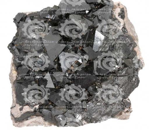 اطلاعات مختصری در مورد سنگ آهن مگنتیت خالص
